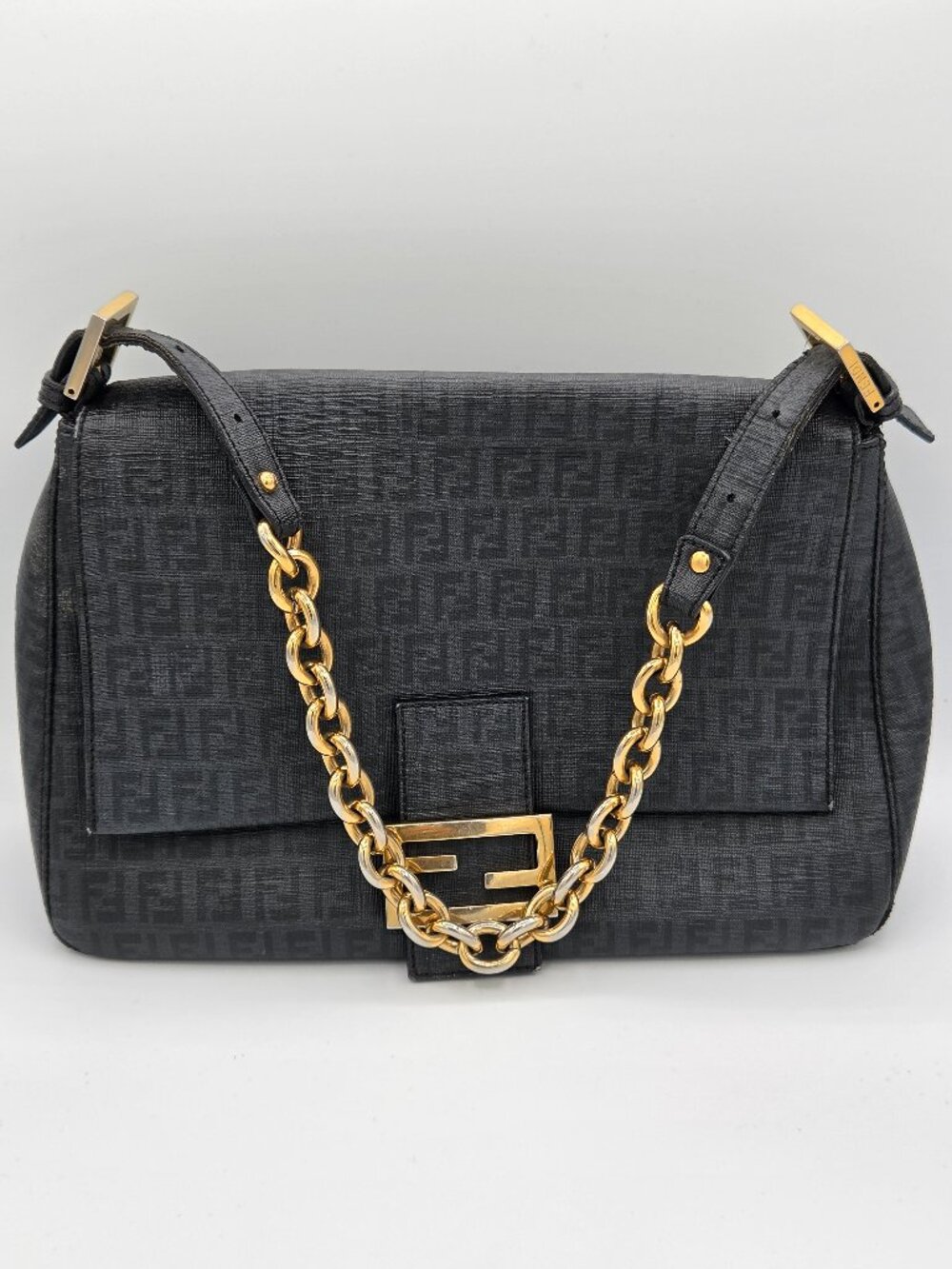 Fendi Zucca Chain Shoulder Bag – Black FF Canvas | Vintage Shoulder Bag